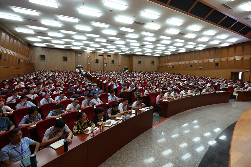 学员们一致认为,陈宝生部长的重要讲话高屋建瓴,思想深刻,内涵十分丰富,是学习习近平总书记“七一”重要讲话精神、加快推进教育现代化的生动教材。大家纷纷表示,要认真学习讲话精神,珍惜这次培训学习机会,进一步提升工作能力和水平,努力为教育事业改革发展贡献自己的力量。(郭丽娟) 学员们一致认为,陈宝生部长的重要讲话高屋建瓴,思想深刻,内涵十分丰富,是学习习近平总书记“七一”重要讲话精神、加快推进教育现代化的生动教材。大家纷纷表示,要认真学习讲话精神,珍惜这次培训学习机会,进一步提升工作能力和水平,努力为教育事业改革发展贡献自己的力量。(郭丽娟)