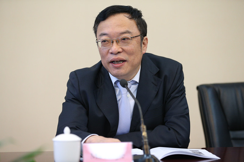 马俊杰简要介绍了“中欧高等教育学术及科研国际化高级研修班”的背景、意义和学习计划，他指出，本次培训班有四个特点：一是外方专家阵容强大，六天的培训期间将有十多位来自欧洲的专家授课并参与研讨；二是培训内容紧扣时代前沿，研修班关注学术团队建设以及高等教育国际化问题；三是培训形式多样，不但有传统的专题讲座，更有多种形式的工作坊；四是学员主要来自我国中西部高校，体现了本项目对西部高等教育的扶持导向。