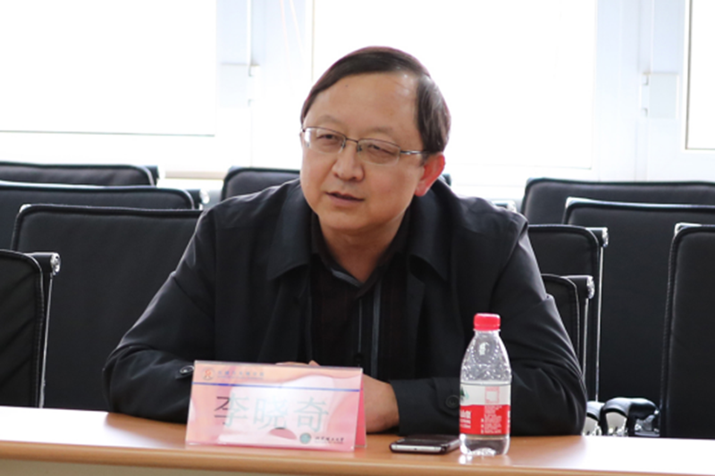 第50期中青班6班班长李晓奇代表全班同学发言。他首先对北京理工大学领导们的热情接待表示感谢，并表示通过在参观学习，北京理工大学的校风校貌给大家留下了非常深刻的印象，交流座谈更加深了大家对北理工的认识，收获很多。大家一致认为此次调研是培训期间一次非常难得的学习机会。
