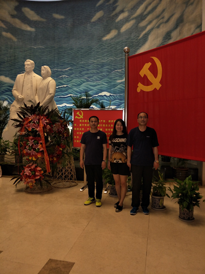 (文字：周有达；图片：王玉萍、周有达、曹路；组稿：班主任 司洪昌)