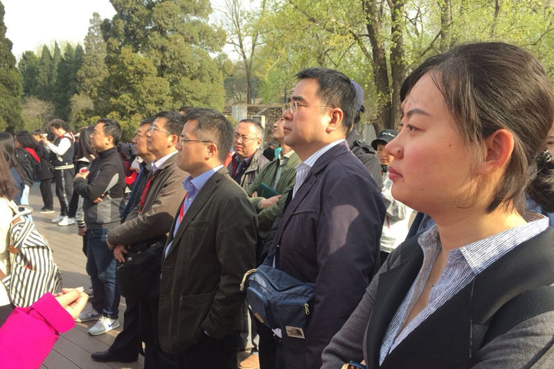 全体学员参观“圆明园遗址”这一凝聚着中华民族智慧和血汗的艺术瑰宝，感受中华民族那段辉煌而悲愤的历史。