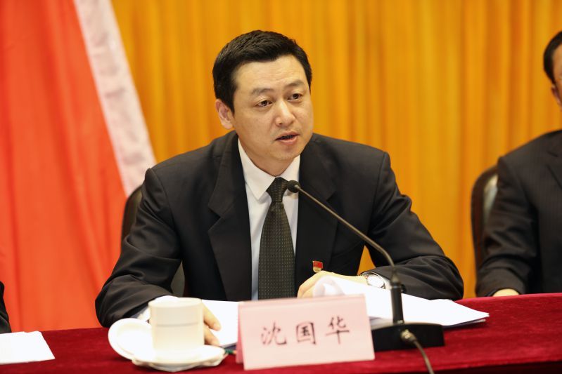 沈国华代表部直属机关党委对大会的召开表示热烈祝贺，对学院过去五年的工作给予高度评价，对抓好新时代学院党建工作提出具体要求。他强调，新时代是奋斗者的时代，要提高认识抓党建，融入主业抓党建，深化制度抓党建，以人为本抓党建，深挖资源抓党建，把学院党的建设和培训事业提高到新的水平。