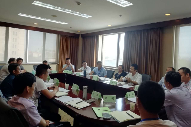 第六组讨论现场。