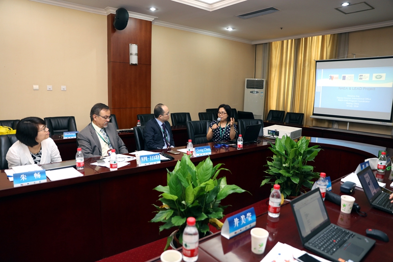 国家教育行政学院、同济大学、华中科技大学、北京大学等项目单位代表以及欧洲项目单位代表，就参与LEAD项目的收获和感想进行了沟通和交流。各成员单位一致认为，通过LEAD项目，增进了中欧大学之间的深度交流与合作，加深了对彼此高等教育治理体制和机制的了解，以及对大学学术领导力的理解，帮助提升组织和个人学术领导力。每一个环节结束后，与会学者都进行了热烈的互动交流。