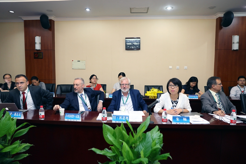 会议进行了项目成果发布及交流，项目合作单位及其他高校借鉴LEAD成果及建立中欧大学领导力平台交流会。项目总协调人朱畅教授等详细介绍LEAD项目3年来举办的活动和成果，展示了即将于9月上线的LEAD项目慕课，以及即将出版的LEAD项目论文集。