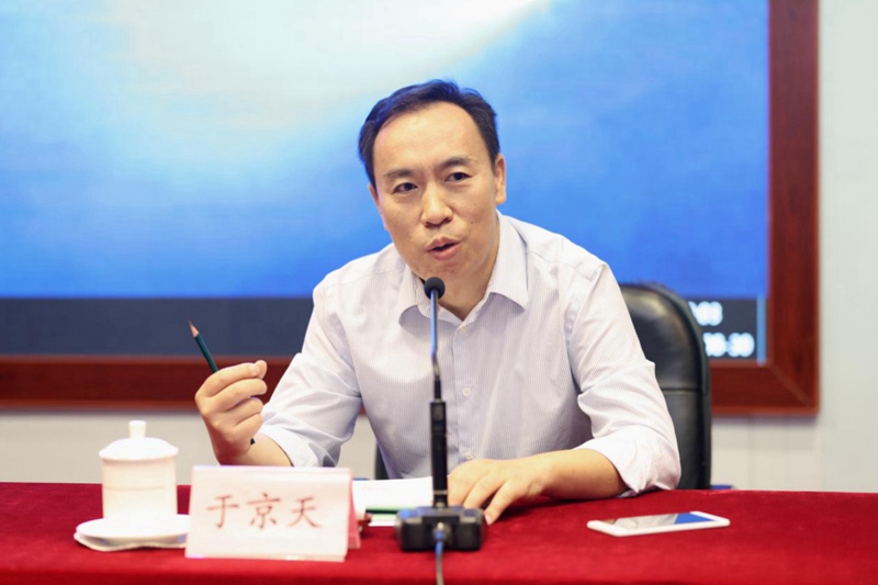 于京天首先代表学院欢迎各位学员来院研修学习，感谢高教司对国家教育行政学院的信任。于京天简要介绍了学院的培训体系，期望与各相关单位合作共建全国教育干部培训协作机制，以盘活教育系统优质干训资源，为教育干部提供更多更好的培训机会，整体提升教育系统干部培训的专业化水平。希望通过此次培训，为各位学员搭建长期交流的平台，并祝愿各位学员学有所获、学有所得。