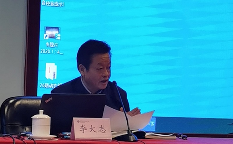 邯郸市教育局高中教育处处长李大志为如何帮助学校解决师资老化、教师结构不合理问题提供妙招。
