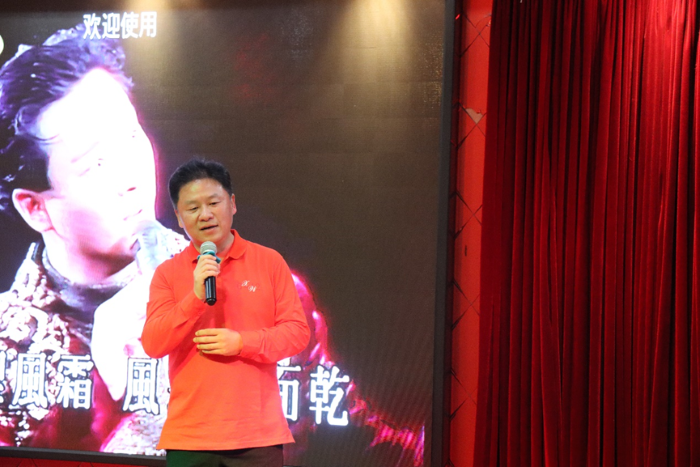 徐文东演唱《倩女幽魂》。
