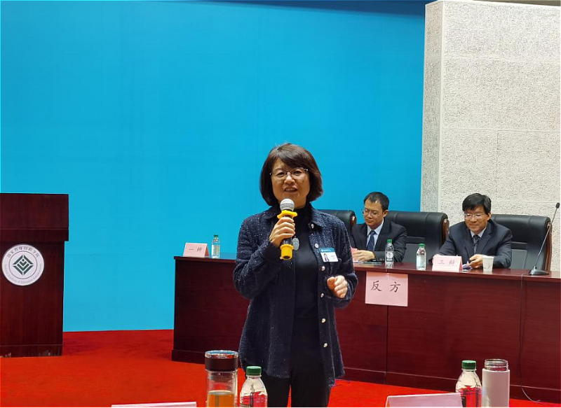 总班主任郭丽娟充分肯定并总结了此次活动。