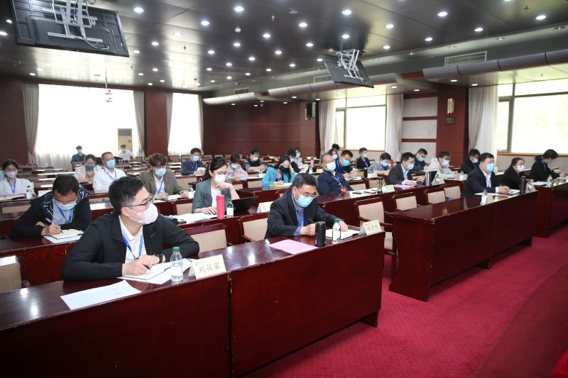 本期培训班内容丰富，主题鲜明，注重理论与实践相结合，邀请有关专家分别围绕“深入学习贯彻党的十九届六中全会精神”“习近平经济思想”“弘扬伟大建党精神，推动党史学习教育常态化长效化”“新时代对意识形态工作的新要求”“贯彻落实党中央决策部署，推动社会组织高质量发展”“全面加强党建工作，为社会组织持续健康发展提供坚强保证”等主题作专题报告，邀请中国环保产业协会和中国教育基金会负责同志分别介绍了社会组织党建工作的经验举措。在此基础上，本期培训班还安排了视频报告自学、电影教学，特别是围绕“强化党组织作用”“社会组织党建工作热点、难点、堵点及有关工作建议”的主题，专门安排了分组研讨等多元化的学习形式。通过多样化学习方式，学员们在理论层面、实践层面、具体工作方面有交流、有收获、有启发。