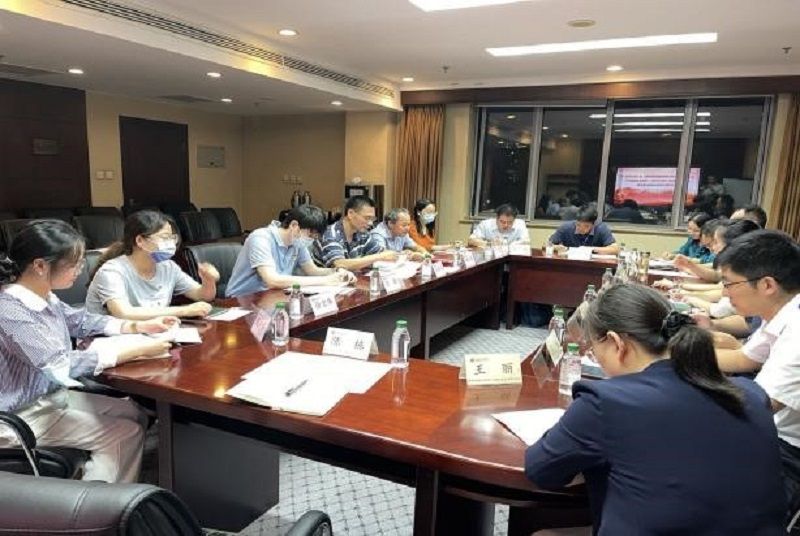 国家教育行政学院党委副书记、纪委书记朱保江同志参加了此次支部活动，并结合自己学习《习近平谈治国理政》第四卷的心得体会，重点从党性教育、共同富裕、全面从严治党等几个方面进行了解读，为与会党员上了一堂精彩纷呈的党课。
