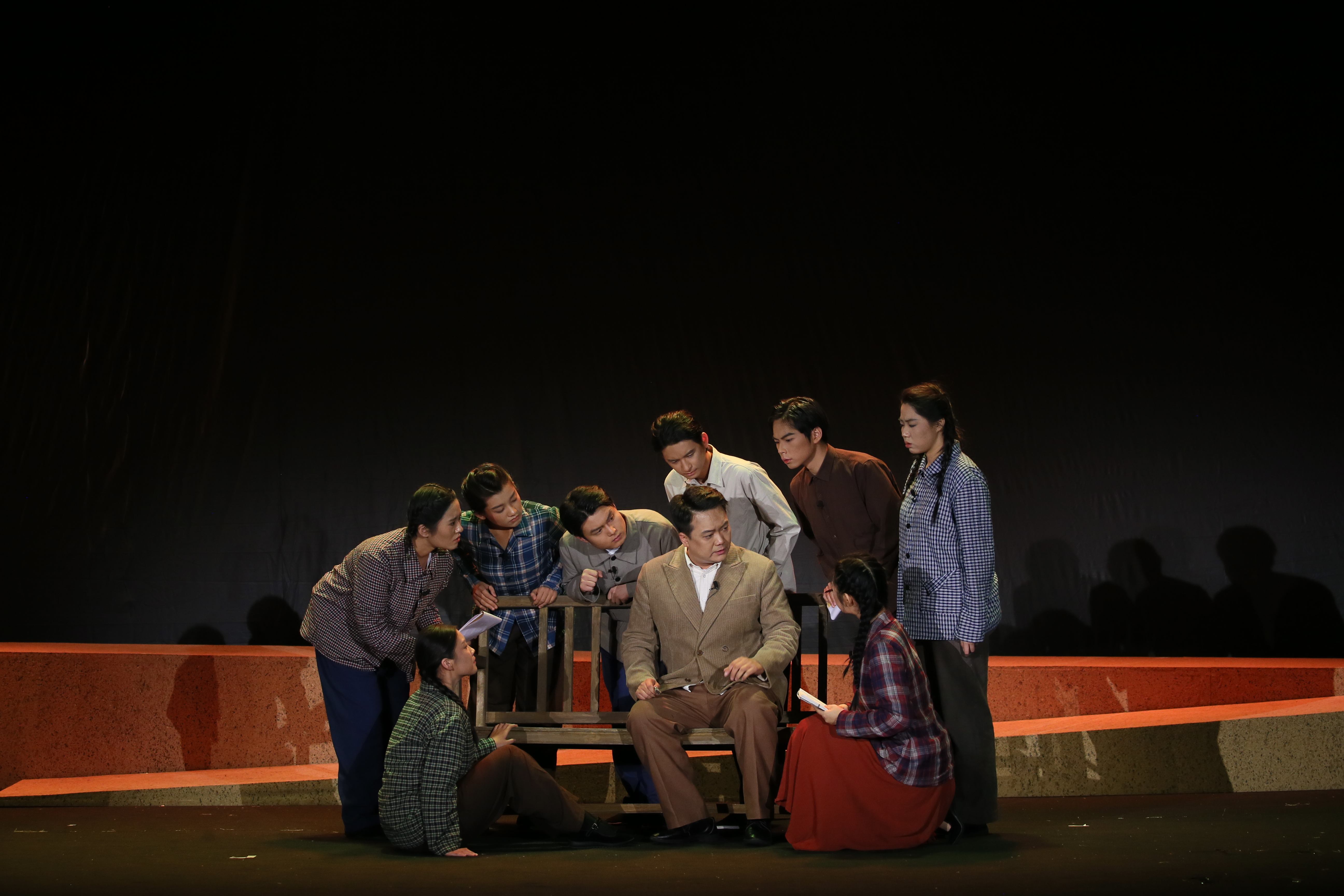 赓续先生风骨 共铸育人初心——吉林大学原创话剧《先生向北》在国家教育行政学院上演